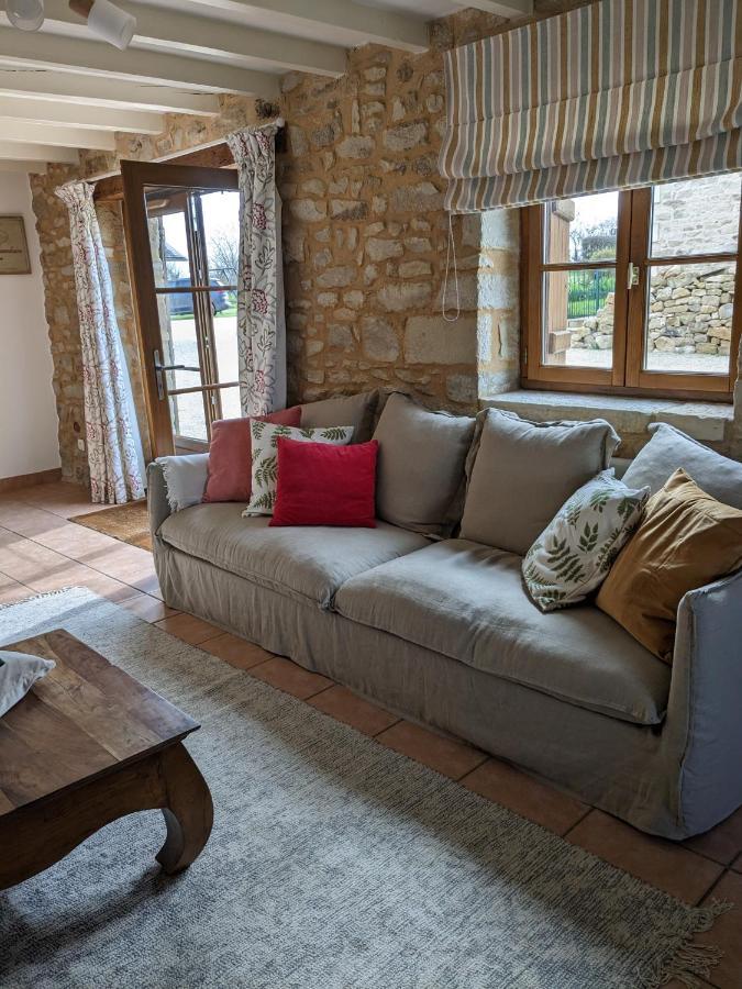 3 Self-Contained Gites With Pool And Games Room Saint-Georges-de-Noisné Extérieur photo