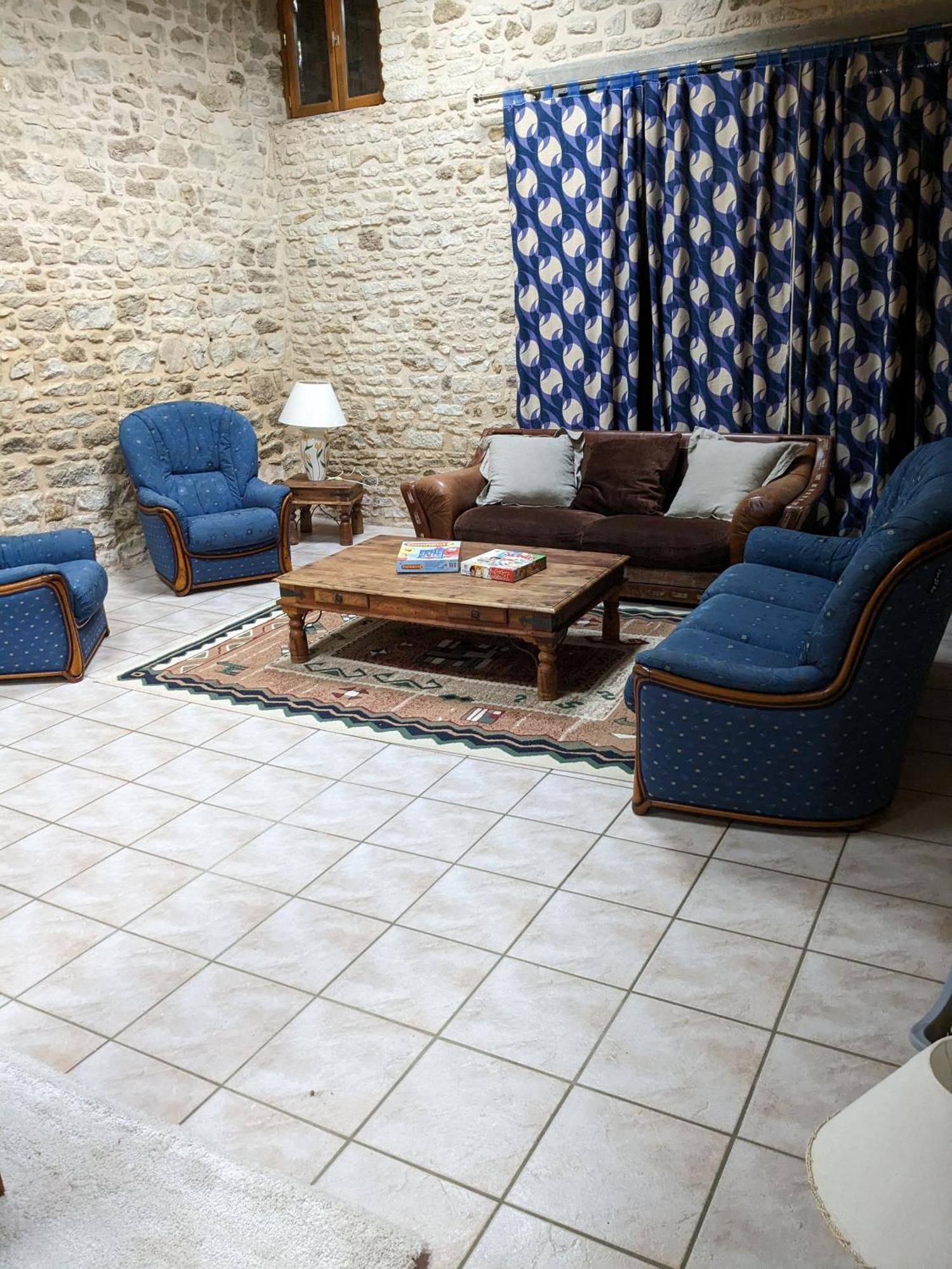 3 Self-Contained Gites With Pool And Games Room Saint-Georges-de-Noisné Extérieur photo